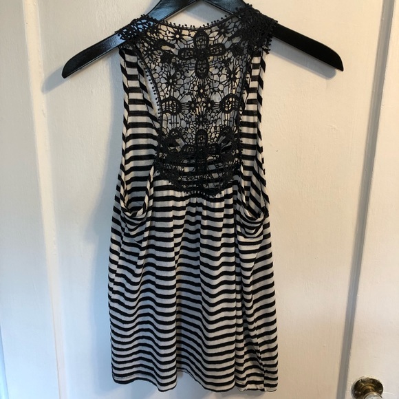 Black and White Striped Tank - Picture 6 of 6